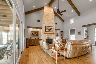 220 N Spies Ridge Dr, Fredericksburg, TX 78624 - Photo 23