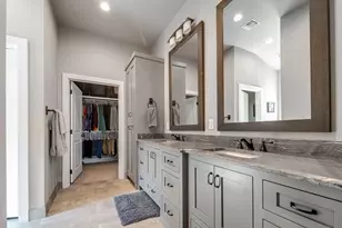 220 N Spies Ridge Dr, Fredericksburg, TX 78624 - Photo 35