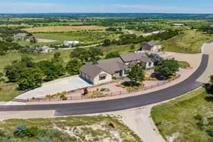 220 N Spies Ridge Dr, Fredericksburg, TX 78624 - Photo 1