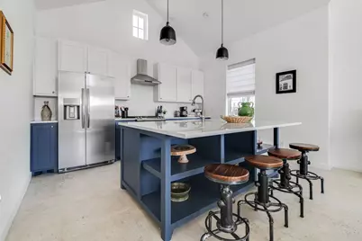 320 W Morse St, Fredericksburg, TX 78624 - Photo 43