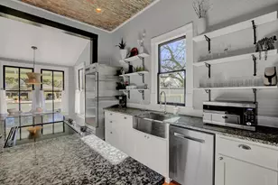 501 W San Antonio St, Fredericksburg, TX 78624 - Photo 13