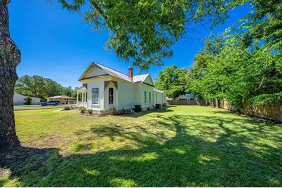 501 W San Antonio St, Fredericksburg, TX 78624 - Photo 37