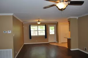 705 Dawn Ln, Fredericksburg, TX 78624 - Photo 3