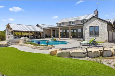 2105 Legacy Hills Dr, Johnson City, TX 78636 - Photo 1