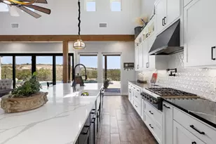 2105 Legacy Hls Dr, Johnson City, TX 78636 - Photo 13