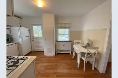300 W Austin St #---, Fredericksburg, TX 78624 - Photo 7