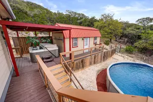 318 S Polly Peak Dr, Bandera, TX 78003 - Photo 13