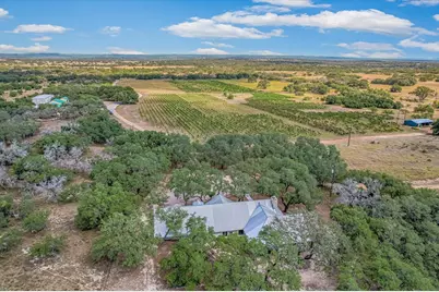 878 Ranch Rd 2766, Johnson City, TX 78636 - Photo 5