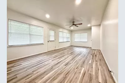 211 Forest Trail Dr, Fredericksburg, TX 78624 - Photo 15
