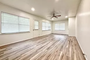 211 Forest Trail Dr, Fredericksburg, TX 78624 - Photo 15