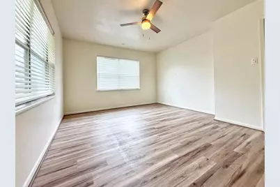211 Forest Trail Dr, Fredericksburg, TX 78624 - Photo 11