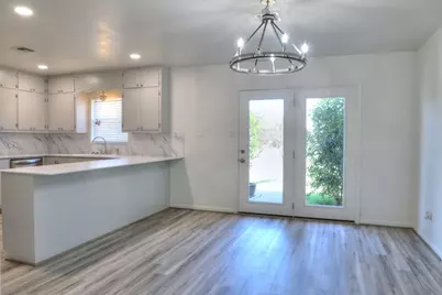 211 Forest Trail Dr, Fredericksburg, TX 78624 - Photo 7