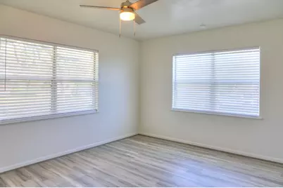 211 Forest Trail Dr, Fredericksburg, TX 78624 - Photo 13