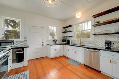 202 S Cherry St, Fredericksburg, TX 78624 - Photo 15