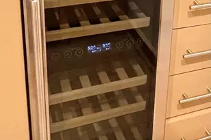 1012 Guadalupe St, Kerrville, TX 78028 - Photo 5