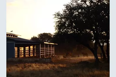 7A Escalar Dr, Llano, TX 78643 - Photo 5