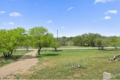 3410 W County Rd 152, Llano, TX 78643 - Photo 31