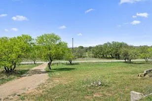 3410 W County Rd 152, Llano, TX 78643 - Photo 31
