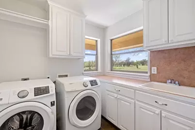 434 W Turner Ct, Johnson City, TX 78636 - Photo 17