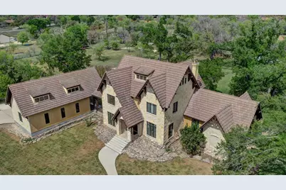 1104 Lois St, Kerrville, TX 78028 - Photo 79