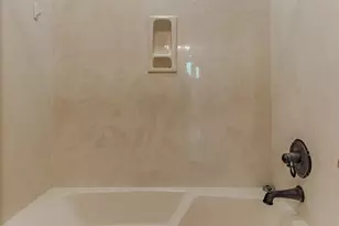 1104 Lois St, Kerrville, TX 78028 - Photo 51