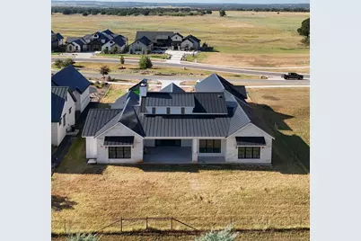 208 Interlaken St., Fredericksburg, TX 78624 - Photo 3