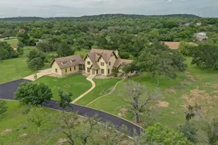 1104-B Lois St, Kerrville, TX 78028 - Photo 79