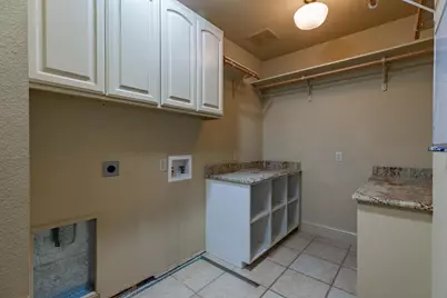 1104-B Lois St, Kerrville, TX 78028 - Photo 47