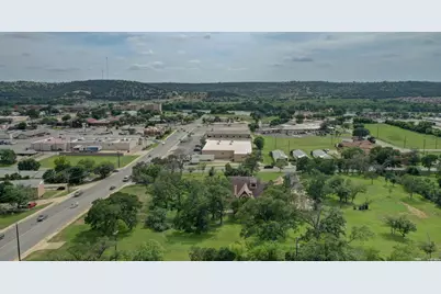 1104-B Lois St, Kerrville, TX 78028 - Photo 75