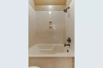 1104 Lois St, Kerrville, TX 78028 - Photo 53