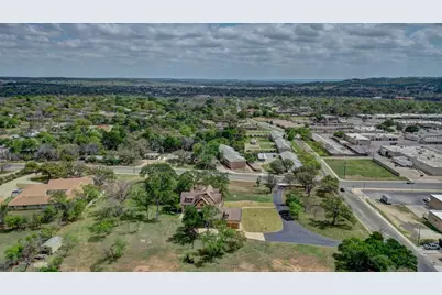 1104-B Lois St, Kerrville, TX 78028 - Photo 69