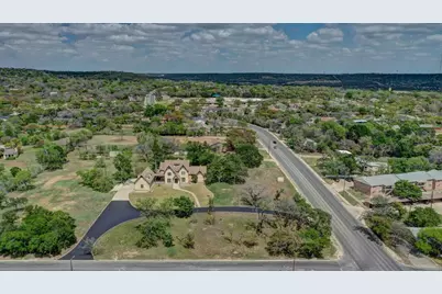 1104 Lois St, Kerrville, TX 78028 - Photo 79