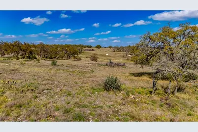 444 Mosel Rd, Harper, TX 78631 - Photo 15