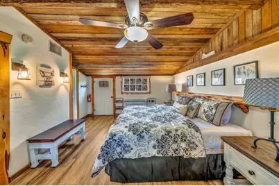 207 S Bowie, Fredericksburg, TX 78624 - Photo 19