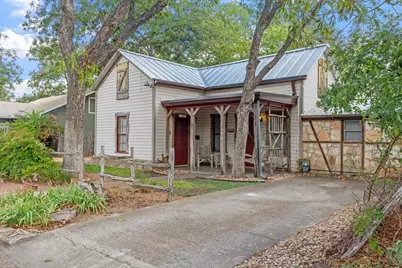 207 S Bowie, Fredericksburg, TX 78624 - Photo 1