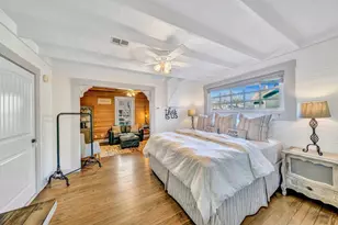 207 S Bowie, Fredericksburg, TX 78624 - Photo 9