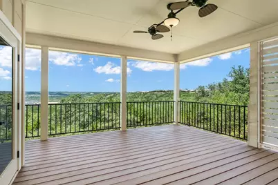 1025 Roanoke Ln, Kerrville, TX 78028 - Photo 1