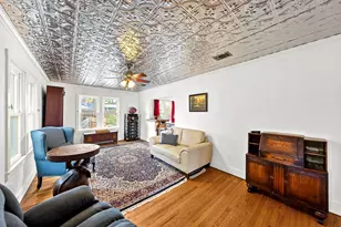 408 W College St, Fredericksburg, TX 78624 - Photo 5