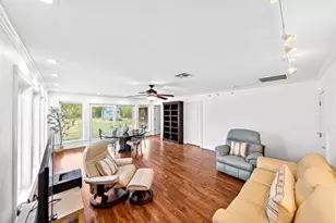 408 W College St, Fredericksburg, TX 78624 - Photo 27