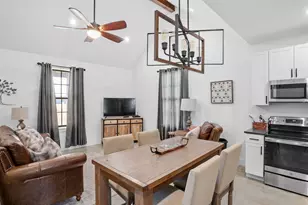 146 Pehl Farm Ln, Fredericksburg, TX 78624 - Photo 23