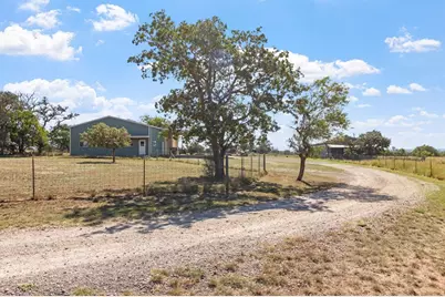 647 Funf Kinder Rd, Fredericksburg, TX 78624 - Photo 73