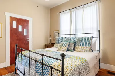 215 E Travis St, Fredericksburg, TX 78624 - Photo 15