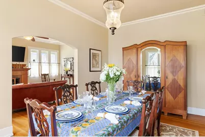 215 E Travis St, Fredericksburg, TX 78624 - Photo 7