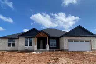 110 Parlin Ln, Fredericksburg, TX 78624 - Photo 1