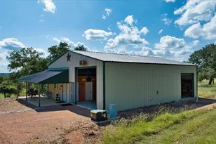 1411 Grape Creek Rd, Fredericksburg, TX 78624 - Photo 17