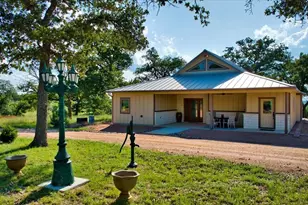 1411 Grape Creek Rd, Fredericksburg, TX 78624 - Photo 3