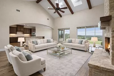328 E Distant View Dr, Fredericksburg, TX 78624 - Photo 5
