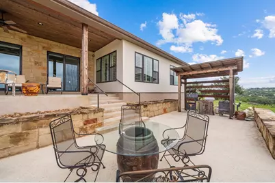 328 E Distant View Dr, Fredericksburg, TX 78624 - Photo 29