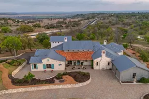 77 Last Trl, Fredericksburg, TX 78624 - Photo 5