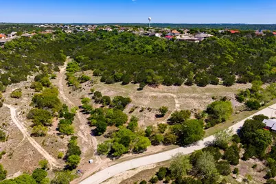2210 Stoneledge, Kerrville, TX 78028 - Photo 3